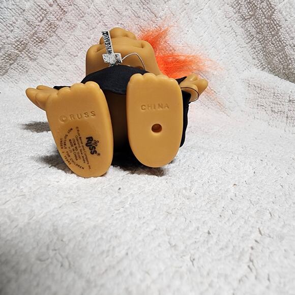 Vintage Russ Priest Preacher Clergy Catholic ORANGW hair w/Cross - Picture 3 of 3